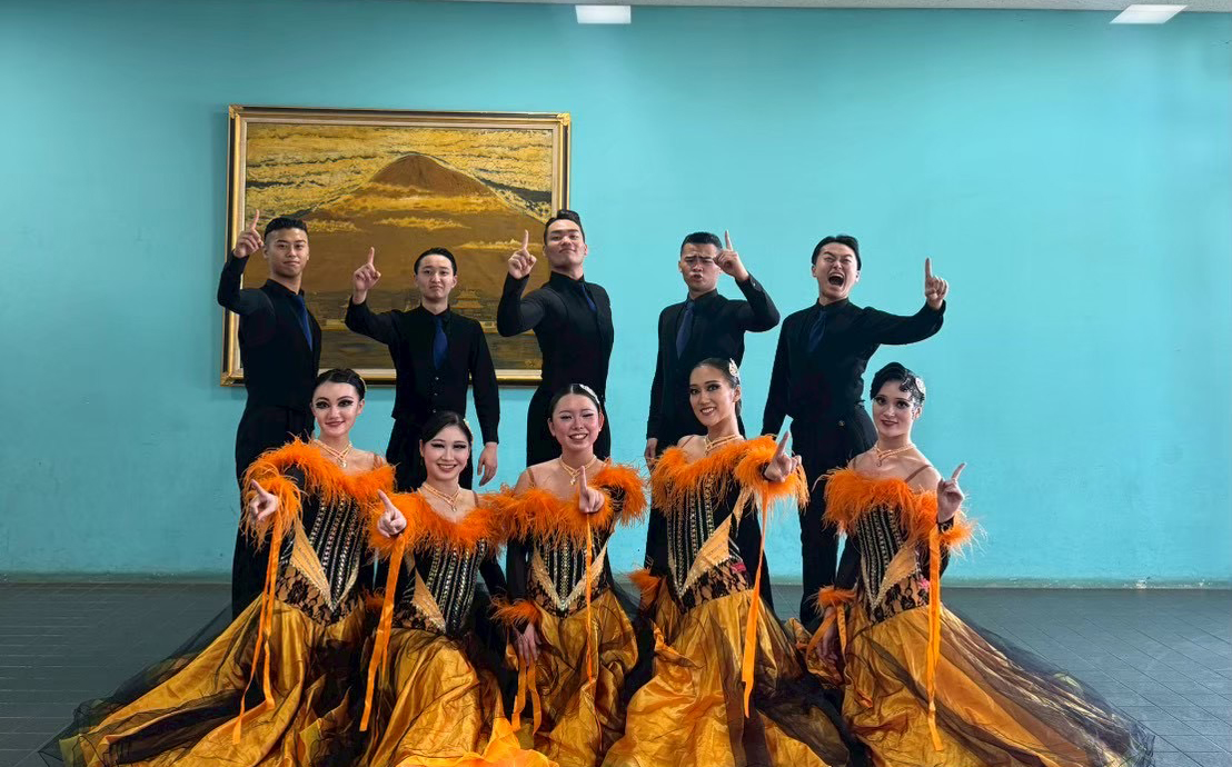 競技ダンス部の画像