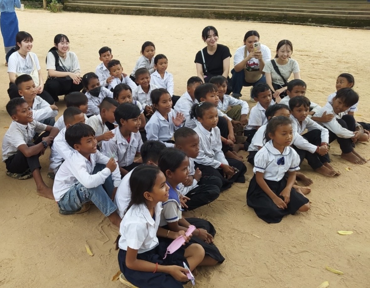 カンボジアでの海外フィールドワーク②農村地帯の小学校訪問